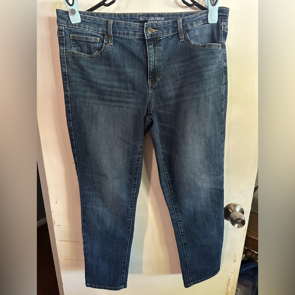 GAP Girlfriend Fit Blue Jeans